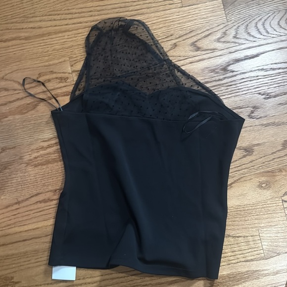 NWT black, one shoulder women’s top size medium - Picture 3 of 3